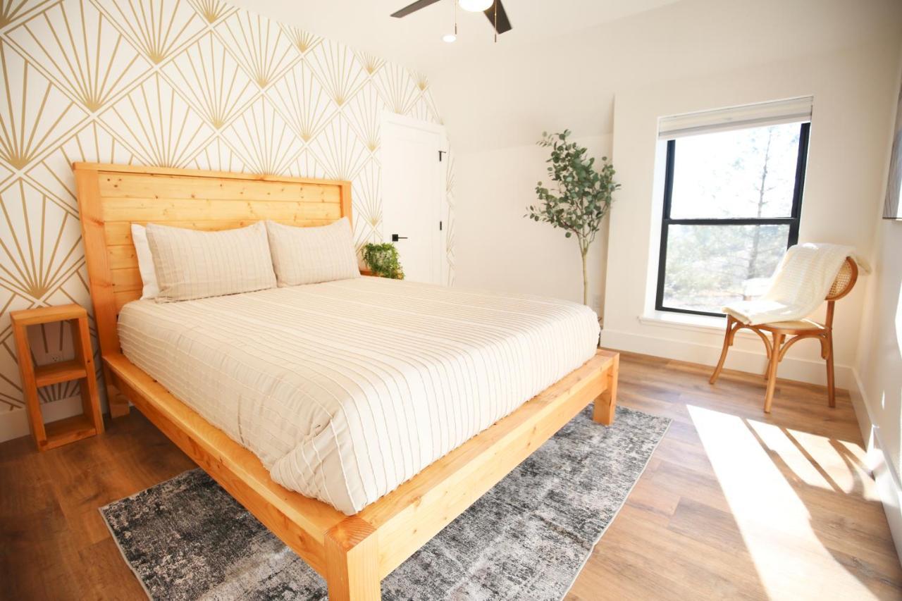 فيلا High End A-Frame - Hot Tub - Awesome Views - Yosemite - Electric Vehicle Friendly - Sleeps 10 آوكهيرست المظهر الخارجي الصورة